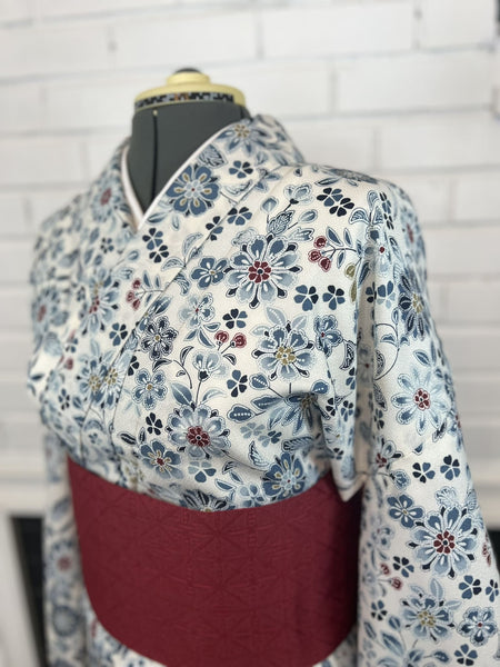 Japanese WASHABLE KIMONO, Blue Floral, Size: M / Traditional Women's Summer Kimono