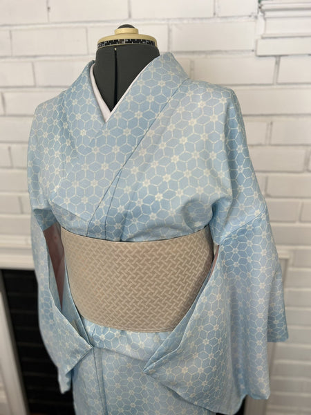 Washable Kimono & Obi Set: Modern Floral Japanese Komon (Size M-L)