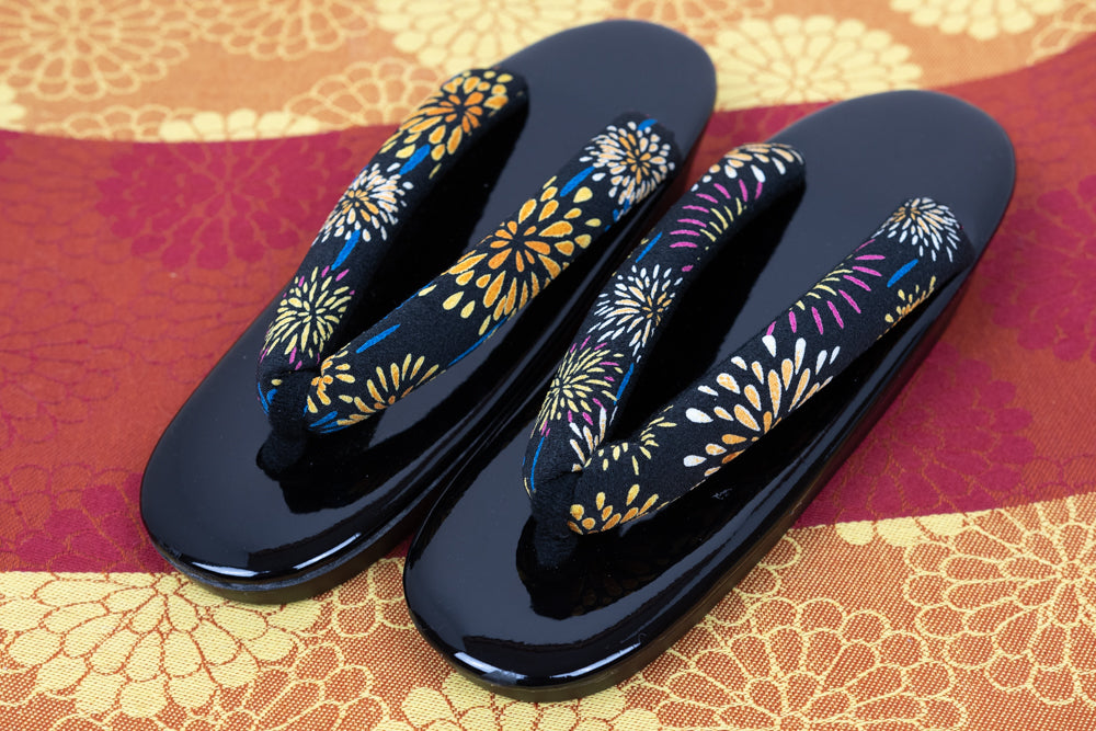 Black Hanabi Zori Sandals KIMONO HARVEST