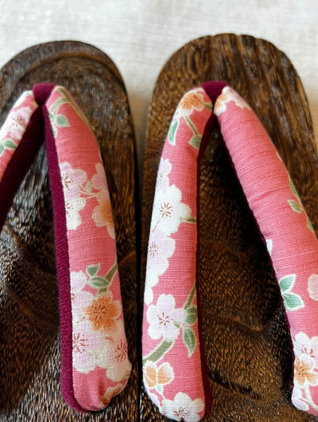 Japanese Women's Wooden Geta Sandals, Traditional with Floral Straps, Pink and Red, Size 7.5