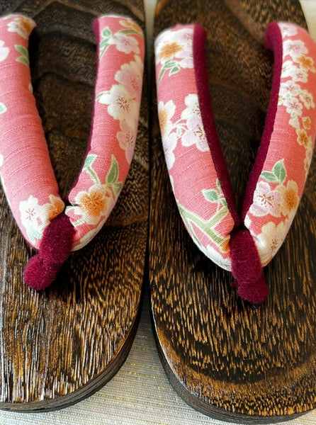 Japanese Women's Wooden Geta Sandals, Traditional with Floral Straps, Pink and Red, Size 7.5