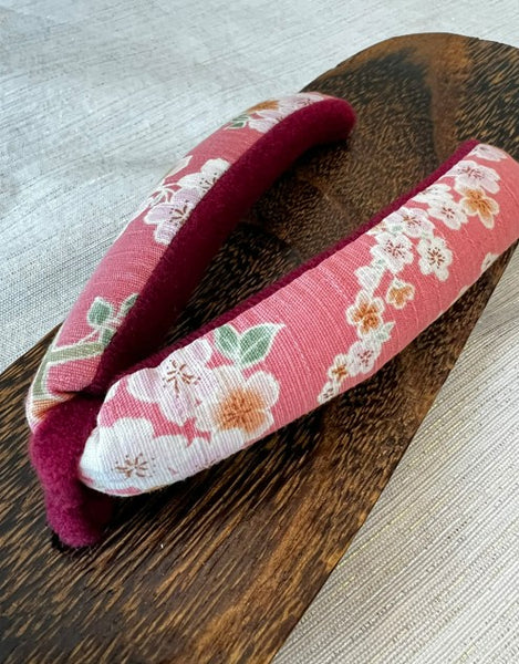 Japanese Women's Wooden Geta Sandals, Traditional with Floral Straps, Pink and Red, Size 7.5
