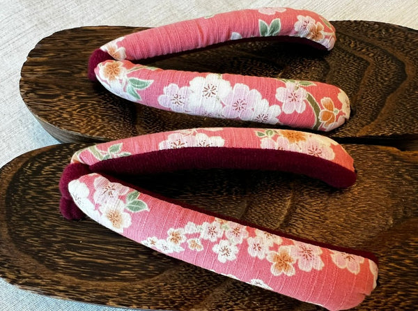 Japanese Women's Wooden Geta Sandals, Traditional with Floral Straps, Pink and Red, Size 7.5