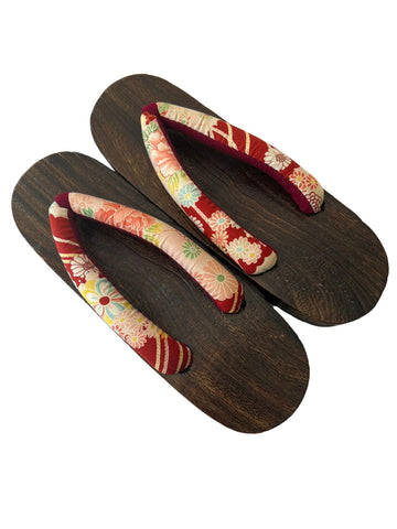 Japanese Women's Wooden Geta Sandals, Size 7.5-9 US / 24.5–25.5 cm, Floral Red Straps