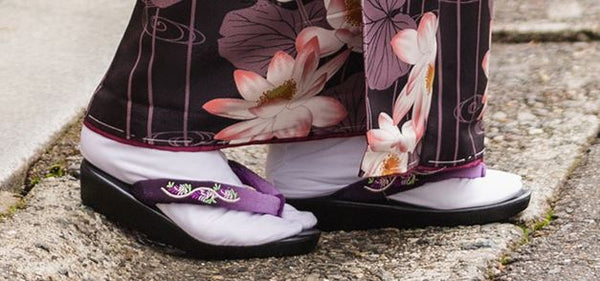 Japanese Floral Embroidered Zori Sandals: Light Blue Kimono Shoes, Japanese Geta Style