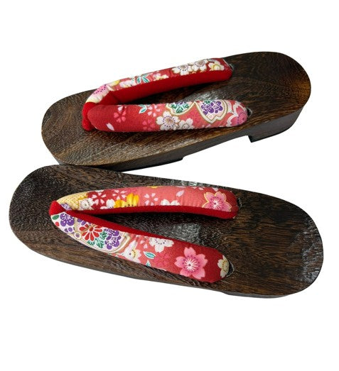 Japanese Women's Traditional Wooden Geta Sandals – Dark Wood with Pink Floral Thong Straps, Size 7.5
