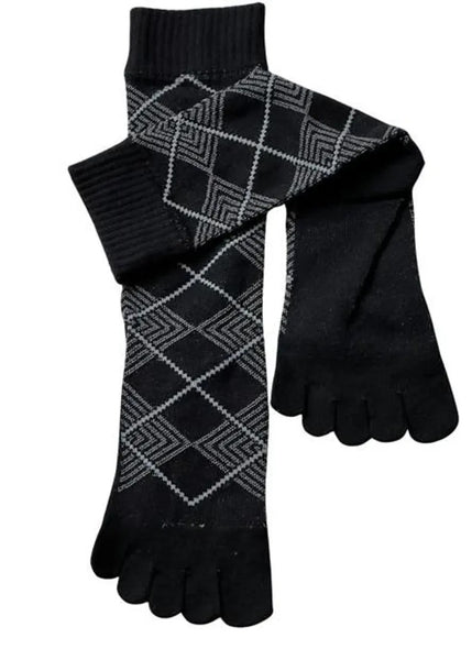 Japanese Five-Toe Socks – Black & Gray Geometric Pattern