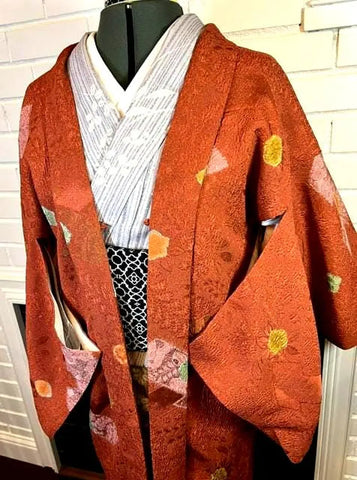Japanese Vintage Silk Haori Jacket: Rust Red Kimono Coat with Woven Floral Motifs, Unisex