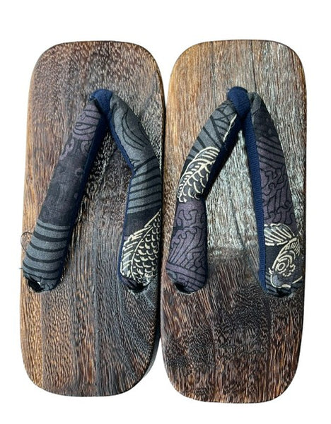 Japanese Children's Geta Sandals – Dark Grain Wood with Koi & Wave Pattern Straps, Size: US Youth 3