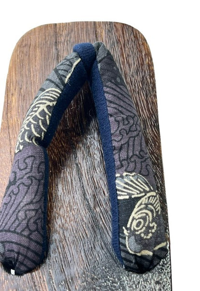 Japanese Children's Geta Sandals – Dark Grain Wood with Koi & Wave Pattern Straps, Size: US Youth 3