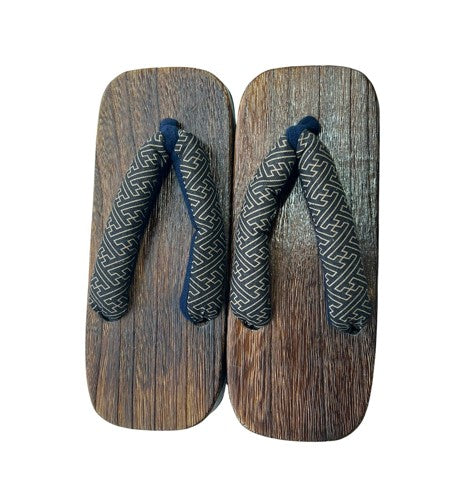 Japanese Children's Geta Sandals – Dark Grain Wood with Navy Geometric Pattern Straps, Size: US Youth 3