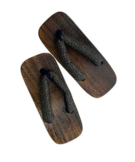 Japanese Children's Geta Sandals – Dark Grain Wood with Navy Geometric Pattern Straps, Size: US Youth 3