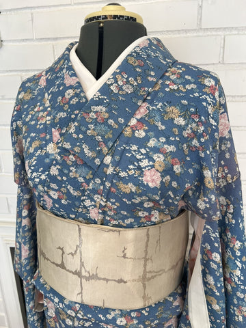 KIMONO, Floral, Size: S-M / Japanese Traditional Women's "Komon" Kimono