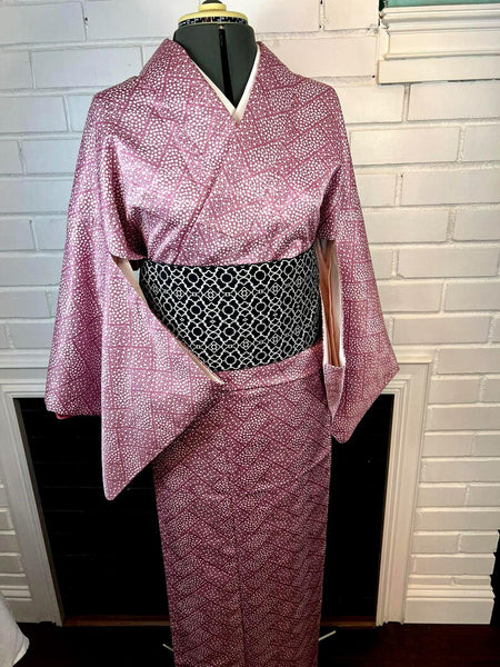 Japanese Vintage KIMONO, Size: M-L / Japanese Traditional Women's Awase (fully lined), Pink Kimono with White Dotted