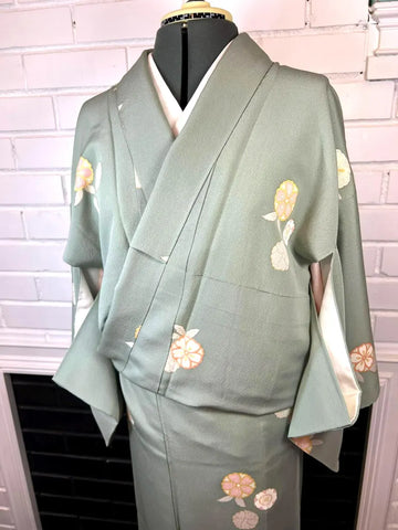 Japanese Vintage KIMONO, Size: M / Traditional Women's Awase (fully lined), Sage Green with Floral Print