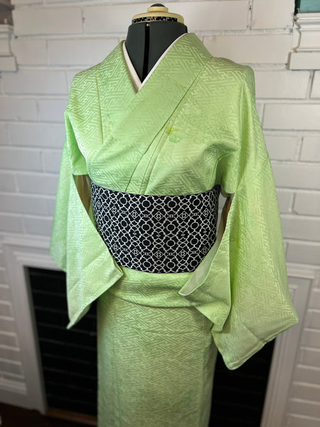 Japanese Washable Vintage KIMONO, Size: M / Traditional Women's Awase (Lined) "Komon" Kimono, Light Green with  Geometric Woven Pattern