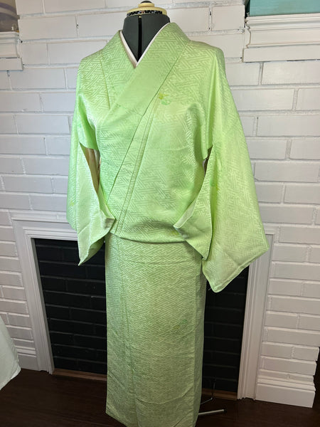 Japanese Washable Vintage KIMONO, Size: M / Traditional Women's Awase (Lined) "Komon" Kimono, Light Green with  Geometric Woven Pattern