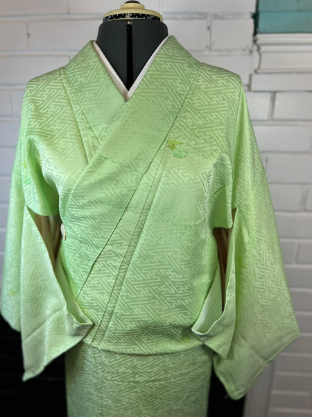 Japanese Washable Vintage KIMONO, Size: M / Traditional Women's Awase (Lined) "Komon" Kimono, Light Green with  Geometric Woven Pattern