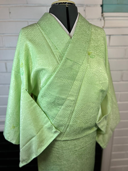 Japanese Washable Vintage KIMONO, Size: M / Traditional Women's Awase (Lined) "Komon" Kimono, Light Green with  Geometric Woven Pattern