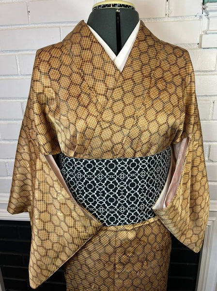 Vintage Japanese Brown Geometric Kimono | Awase (Fully Lined) | Traditional Japanese Clothing