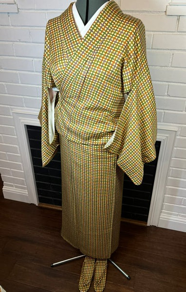 Vintage Silk Kimono and Zori Set – Autumn Geometric Pattern | Elegant Traditional Japanese outfit