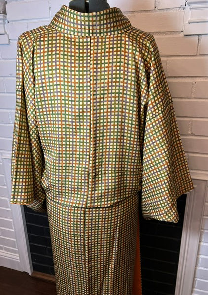 Vintage Silk Kimono and Zori Set – Autumn Geometric Pattern | Elegant Traditional Japanese outfit