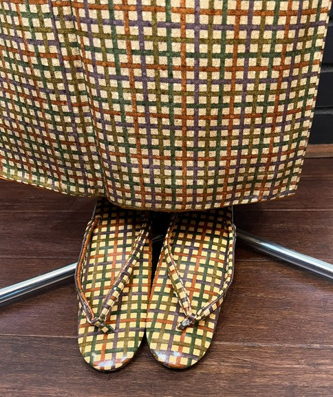 Vintage Silk Kimono and Zori Set – Autumn Geometric Pattern | Elegant Traditional Japanese outfit