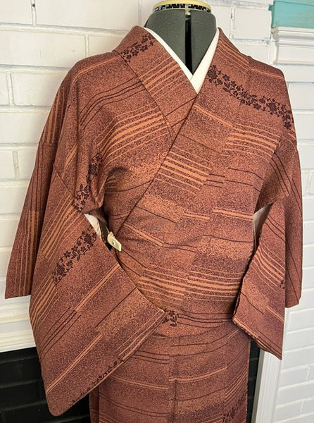 Vintage Japanese Kimono – Rust Brown Awase Kimono with Floral & Stripe Pattern – Traditional Silk Kimono Robe