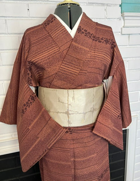 Vintage Japanese Kimono – Rust Brown Awase Kimono with Floral & Stripe Pattern – Traditional Silk Kimono Robe