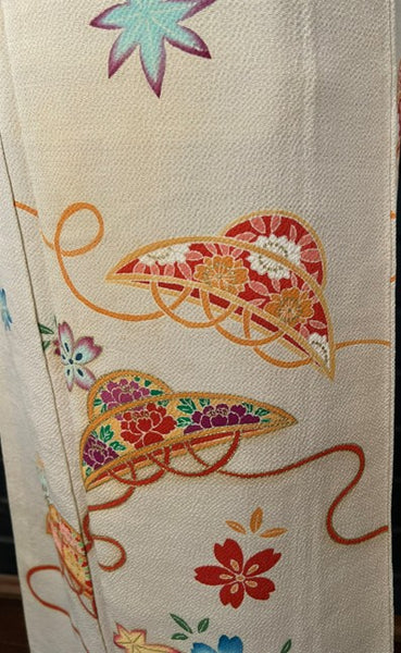 Vintage Silk Chirimen Awase Kimono in Cream – Floral & Fan Motif – Japanese Sakura Design – Elegant Traditional Wear