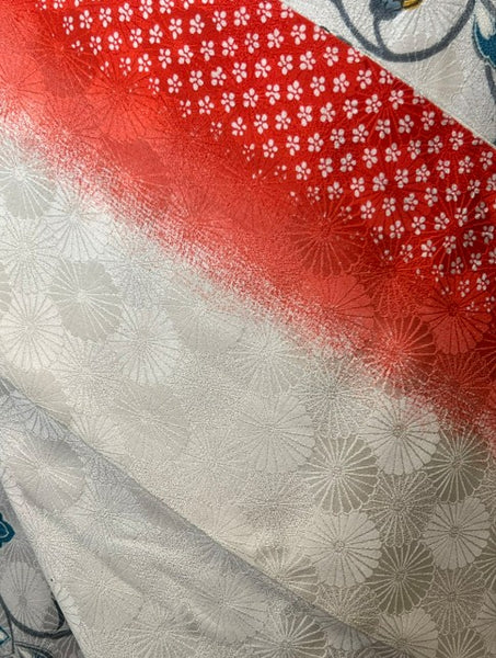 Vintage Awase Kimono – Elegant Floral Japanese Kimono in Soft White