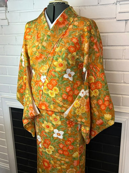 Vintage Awase Kimono – Orange Floral Pattern, Elegant Japanese Traditional Wear