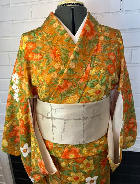 Vintage Awase Kimono – Orange Floral Pattern, Elegant Japanese Traditional Wear