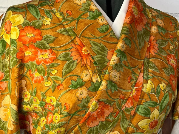 Vintage Awase Kimono – Orange Floral Pattern, Elegant Japanese Traditional Wear