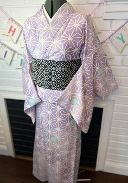 Japanese Awase Kimono –  Lavender Asanoha Pattern, Elegant Japanese Wear