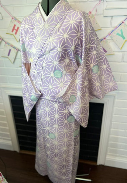 Japanese Awase Kimono –  Lavender Asanoha Pattern, Elegant Japanese Wear