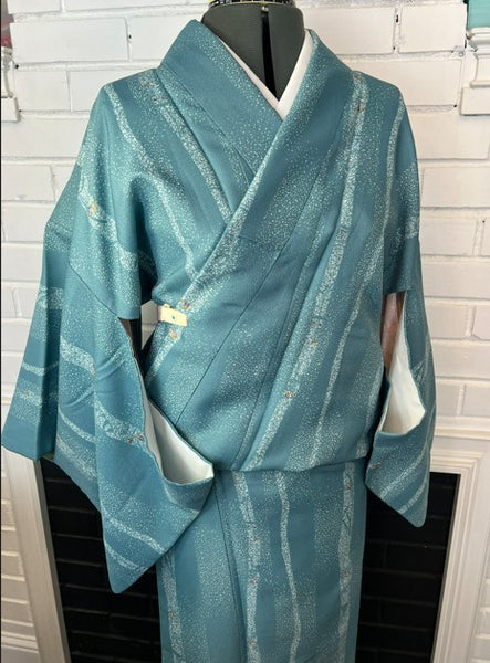 Japanese Awase Kimono –  Silver Wave & Star Scatter Pattern, Elegant Japanese Wear, Size: M