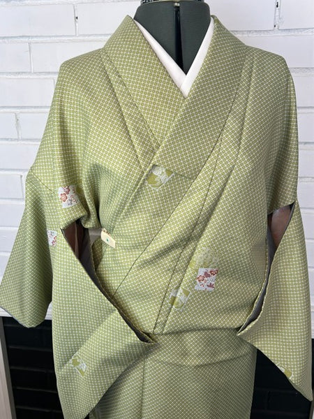 Japanese Awase Kimono / Olive Green Komon with Floral Motif, Size: M-L