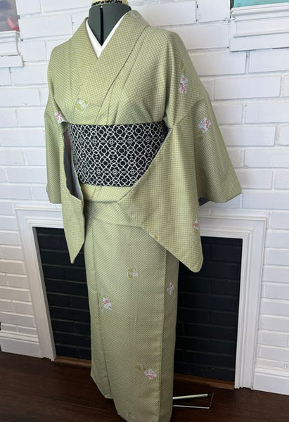 Japanese Awase Kimono / Olive Green Komon with Floral Motif, Size: M-L