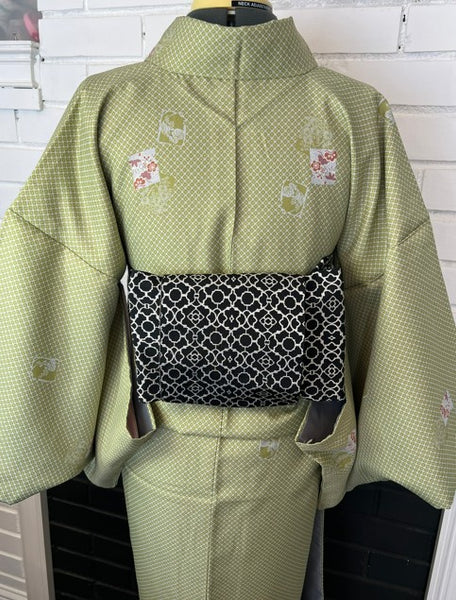 Japanese Awase Kimono / Olive Green Komon with Floral Motif, Size: M-L