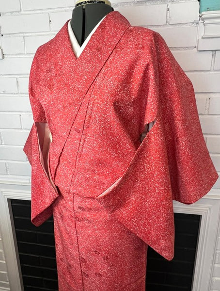 Vintage Japanese Awase Kimono – Deep Red with Scattered Floral & Snow Splash Pattern
