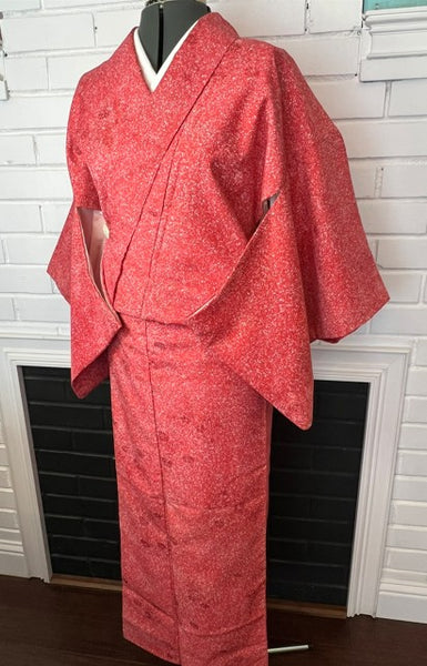 Vintage Japanese Awase Kimono – Deep Red with Scattered Floral & Snow Splash Pattern