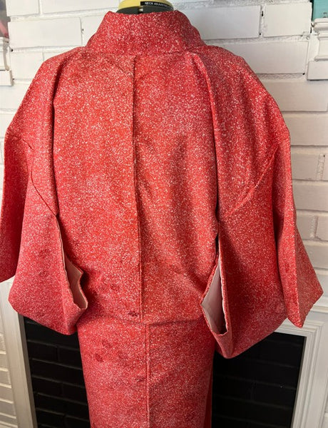 Vintage Japanese Awase Kimono – Deep Red with Scattered Floral & Snow Splash Pattern
