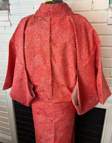 Vintage Japanese Awase Kimono – Deep Red with Scattered Floral & Snow Splash Pattern