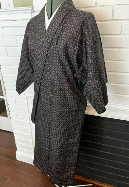 Japanese Vintage Petite Awase Kimono – Kasuri-Style Cross Pattern, Hand-Sewn Cotton Lined Kimono