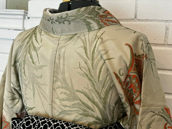 Japanese Vintage Awase Kimono – Botanical Lantern Motif, Pale Sage Green, Size: M