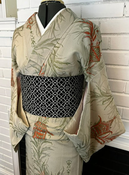 Japanese Vintage Awase Kimono – Botanical Lantern Motif, Pale Sage Green, Size: M