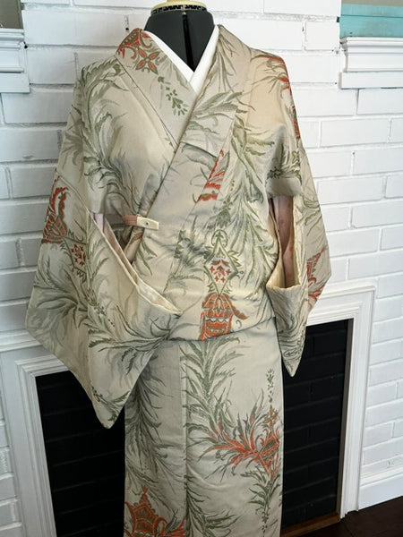 Japanese Vintage Awase Kimono – Botanical Lantern Motif, Pale Sage Green, Size: M