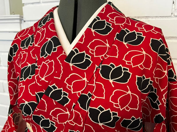 Japanese Vintage Hitoe Kimono – Red with Black & White Lotus Flower Print, 100% Cotton Unlined Kimono, Petite Size
