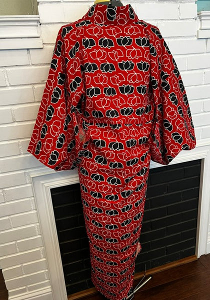 Japanese Vintage Hitoe Kimono – Red with Black & White Lotus Flower Print, 100% Cotton Unlined Kimono, Petite Size